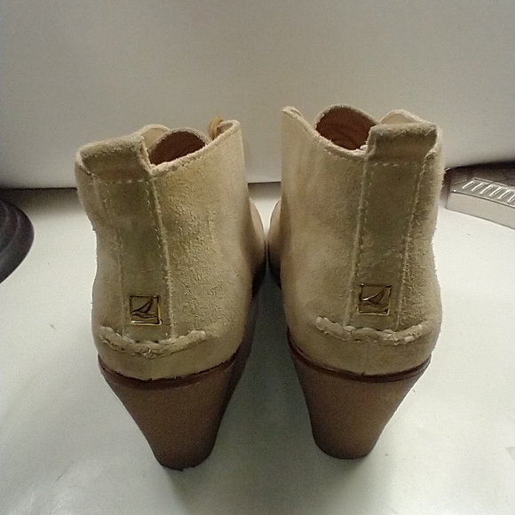 Sperry Harlow Suede Wedge Ankle Booties Women's sz 8M. - Picture 4 of 10